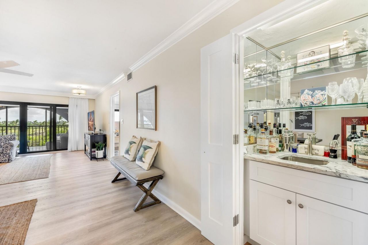 950 Palm Avenue, Unit 304, Boca Grande, FL 33921 Photo