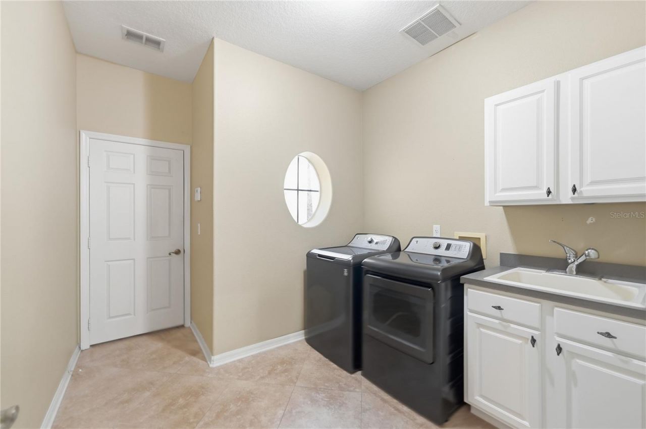 11457 Swift Water Circle , Orlando, FL 32817 Photo
