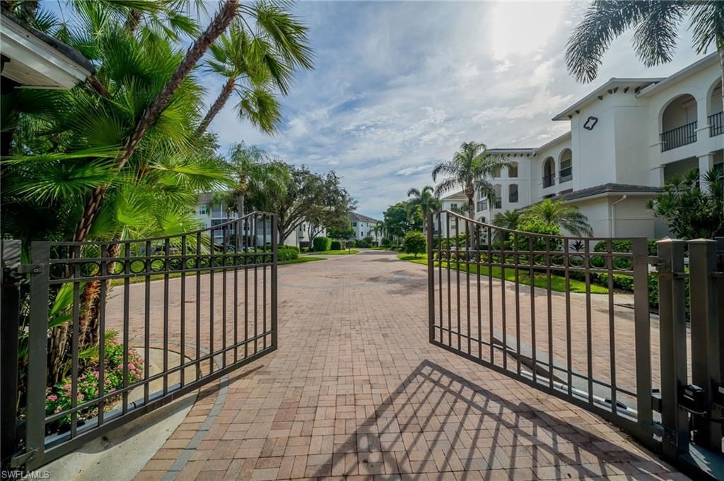 700 Bentwater Cir, Unit 103, Naples, FL 34108 Photo