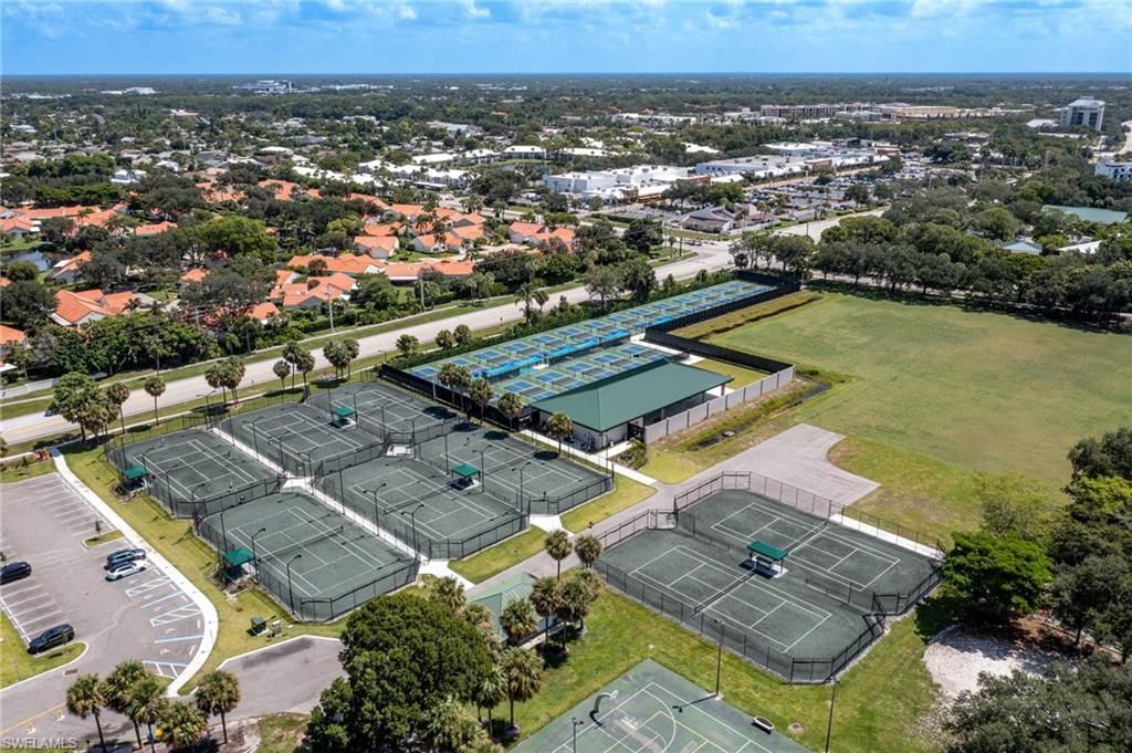 700 Bentwater Cir, Unit 103, Naples, FL 34108 Photo