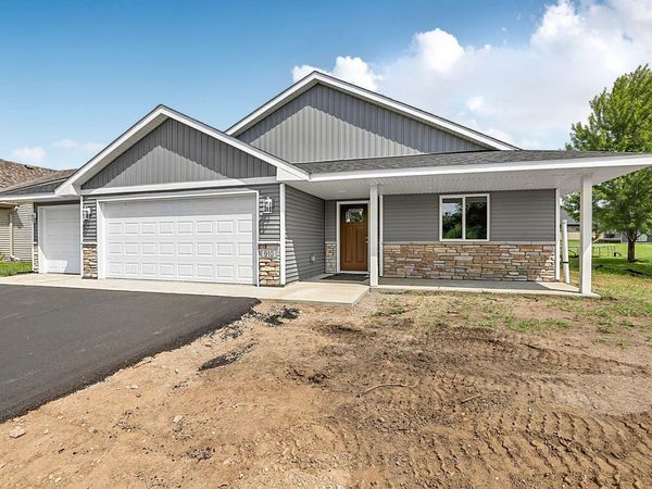 910 13th Avenue NE, Saint Joseph, MN 56374
