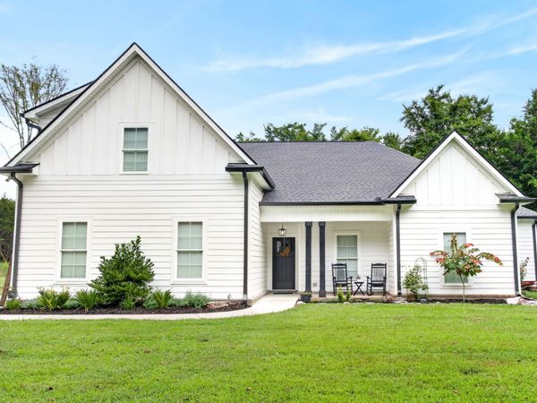 212 Anderton Rd , Bell Buckle, TN 37020