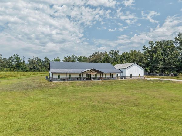 1005 Gaston Road, Booneville, MS 38829