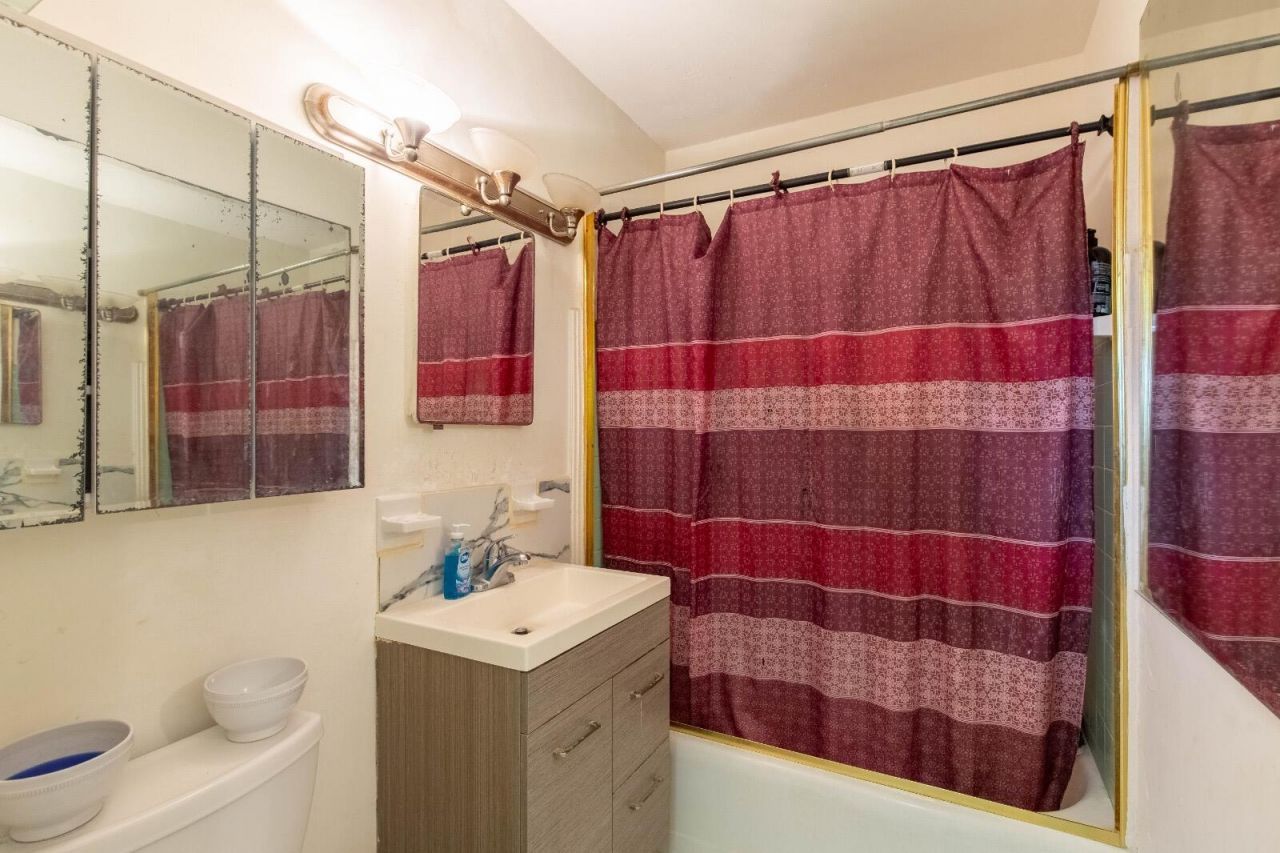 172 Jamaica Drive, Palm Springs, FL 33461 Photo