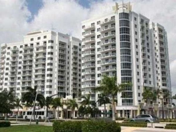 1830 RADIUS Drive, Unit 720, Hollywood, FL 33020