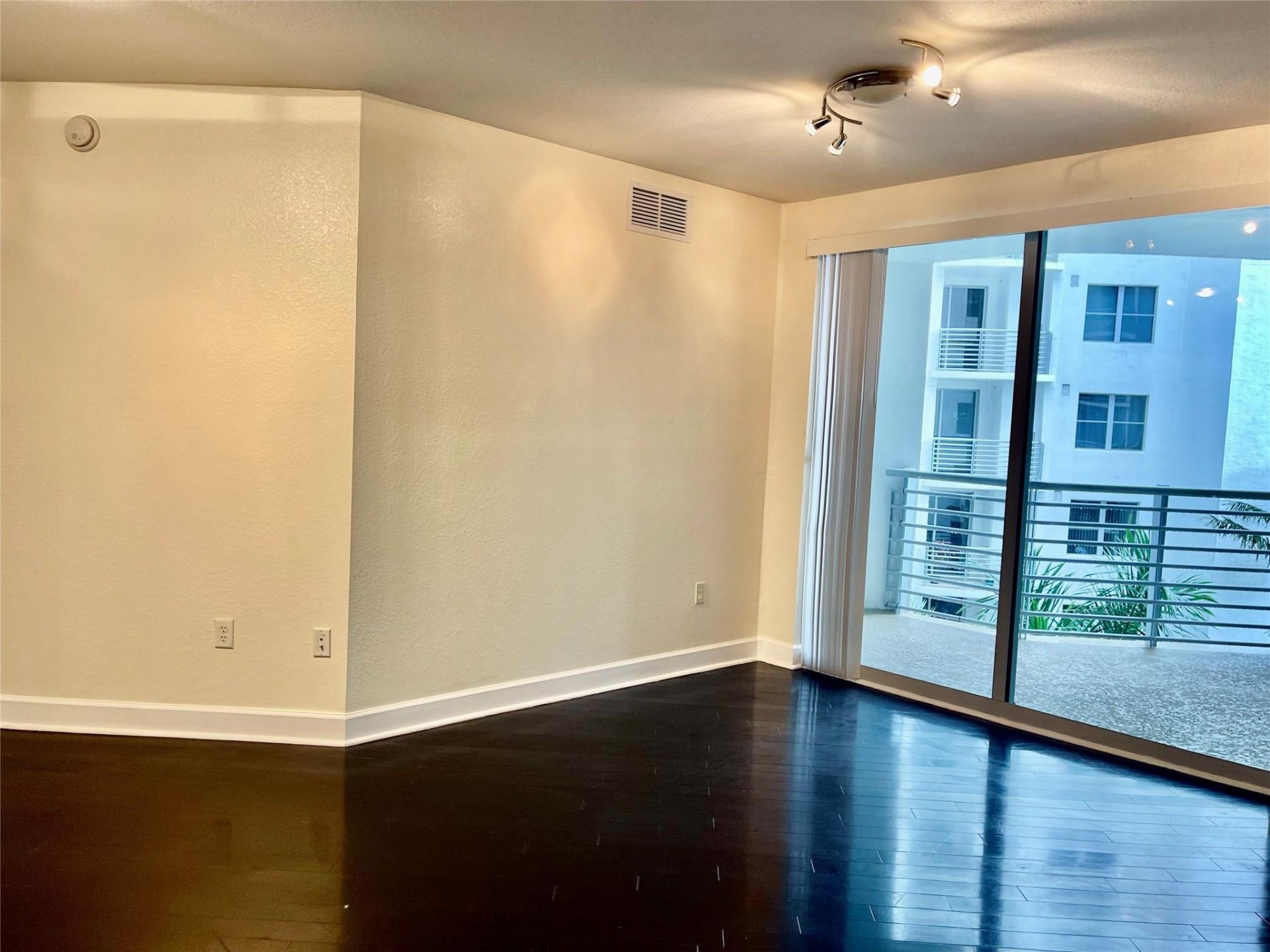 1830 Radius Drive, Unit 720, Hollywood, FL 33020 Photo