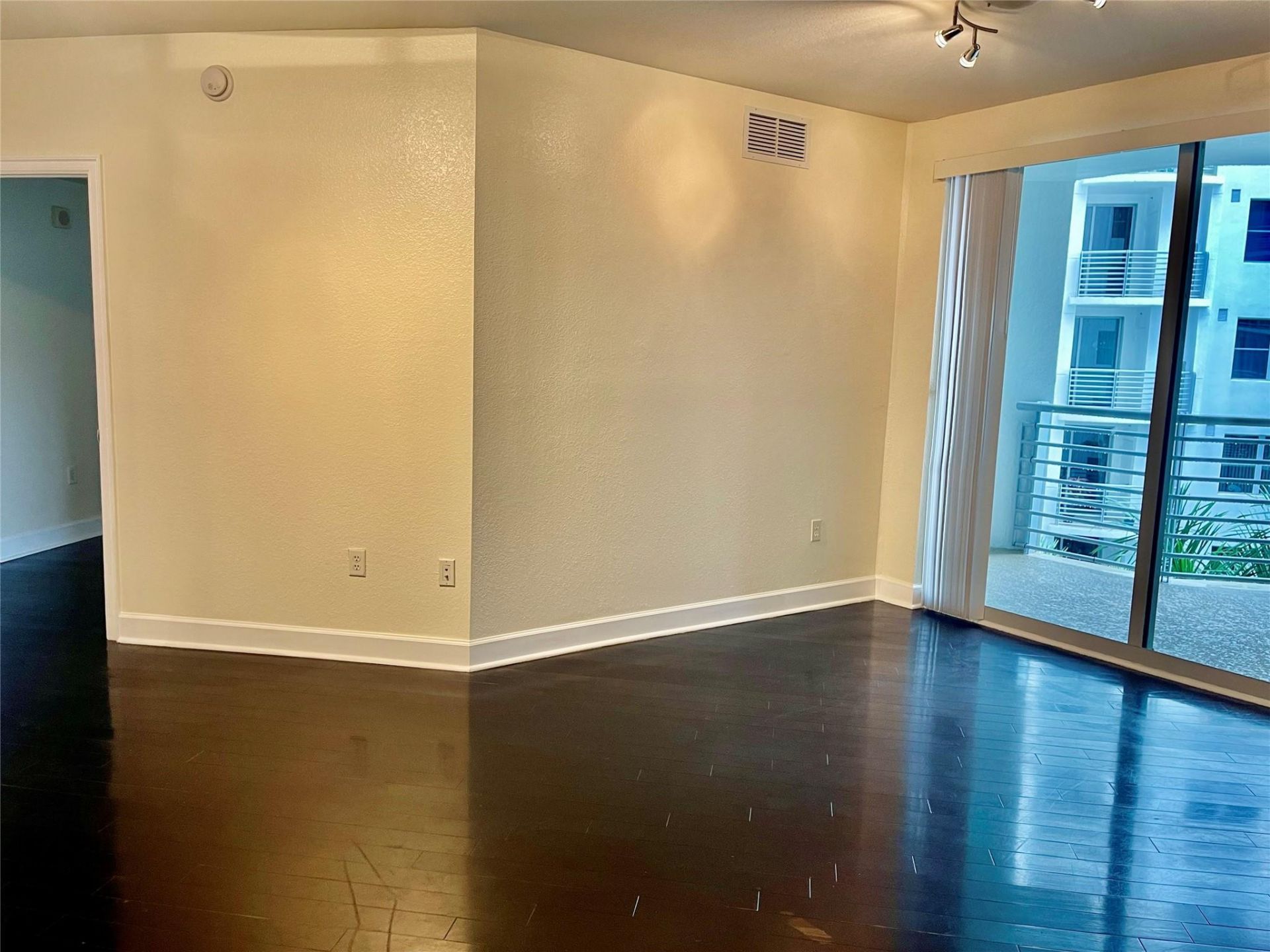 1830 Radius Drive, Unit 720, Hollywood, FL 33020 Photo