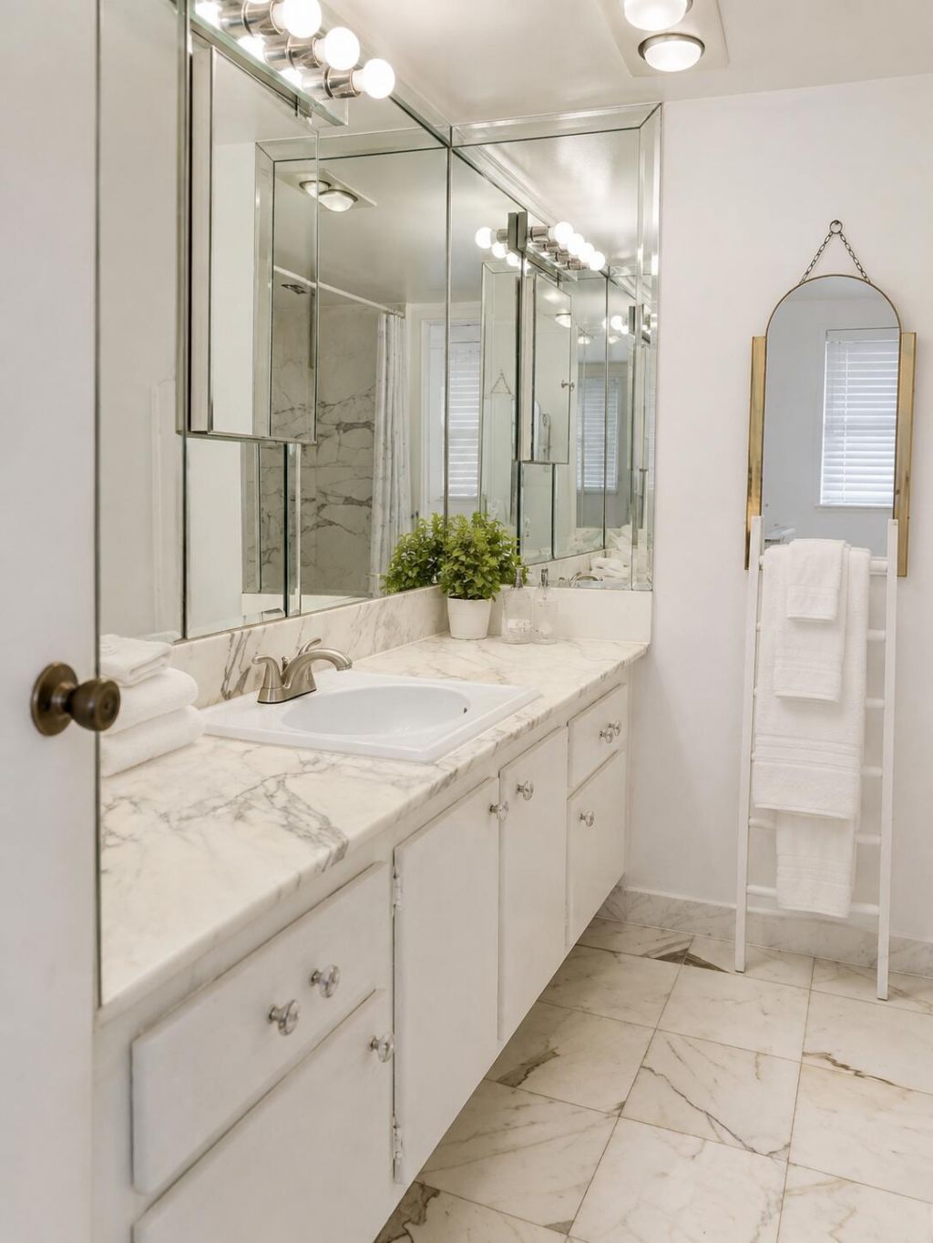 111 N Pompano Beach Boulevard N, Unit 1611, Pompano Beach, FL 33062 Photo