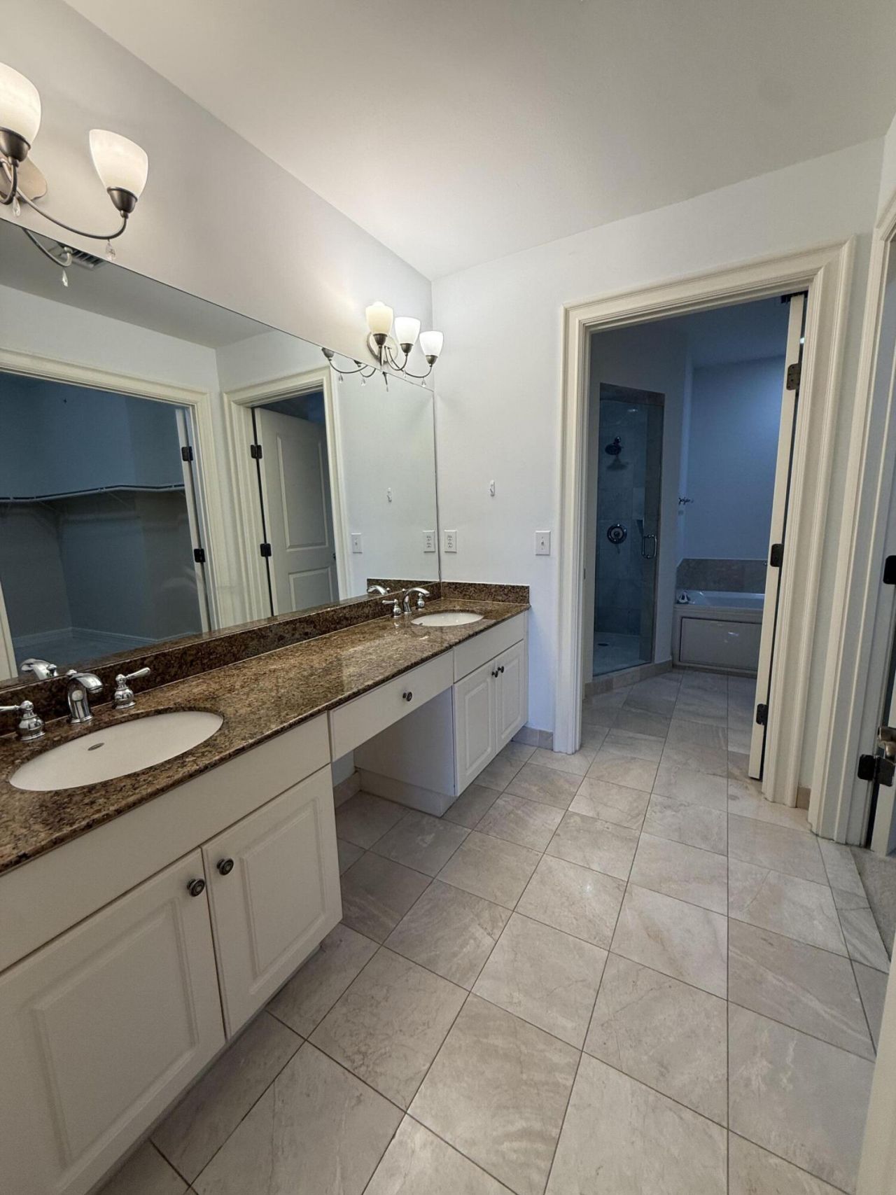 16101 Emerald Estates Drive, Unit 153, Weston, FL 33331 Photo