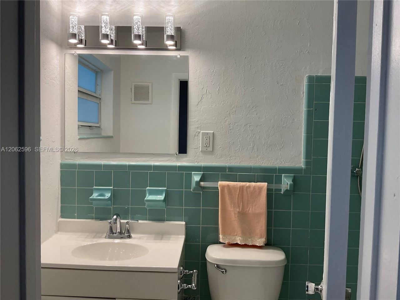 8830 SW 200th St , Cutler Bay, FL 33157 Photo