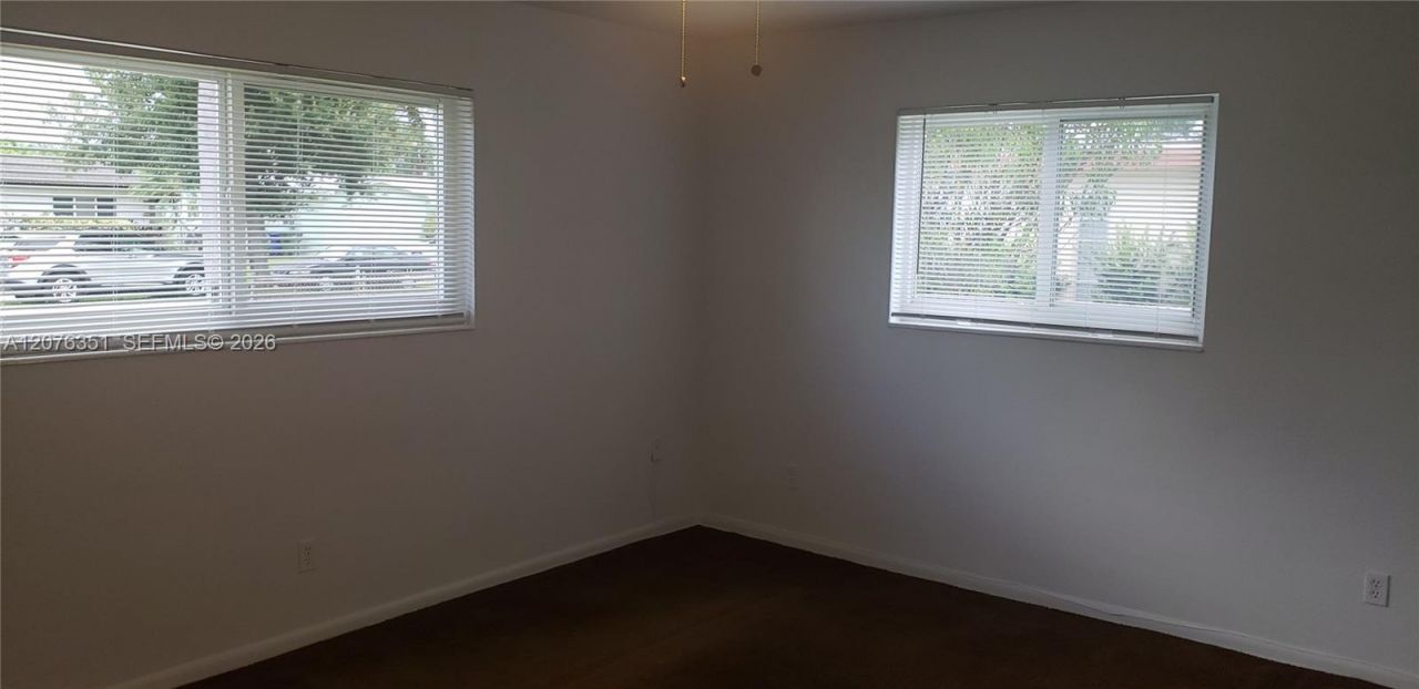 8320 NW 24th Ct , Pembroke Pines, FL 33024 Photo