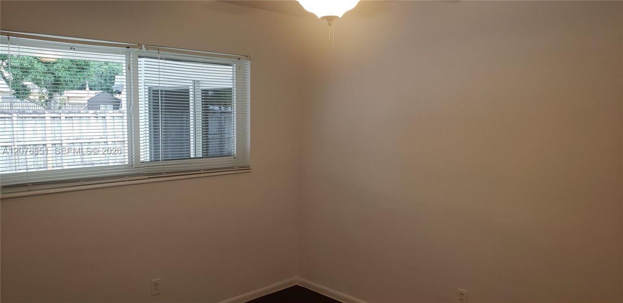8320 NW 24th Ct , Pembroke Pines, FL 33024 Photo