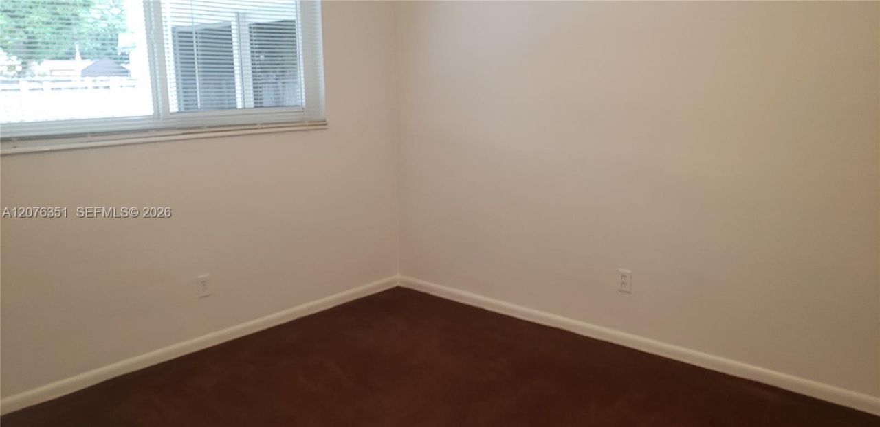 8320 NW 24th Ct , Pembroke Pines, FL 33024 Photo