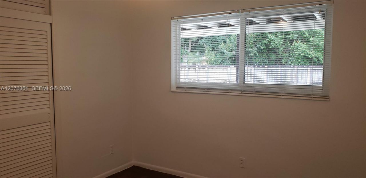 8320 NW 24th Ct , Pembroke Pines, FL 33024 Photo