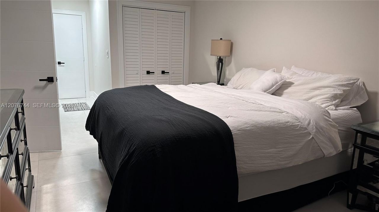 2030 S Ocean Dr , Unit 1611, Hallandale Beach, FL 33009 Photo