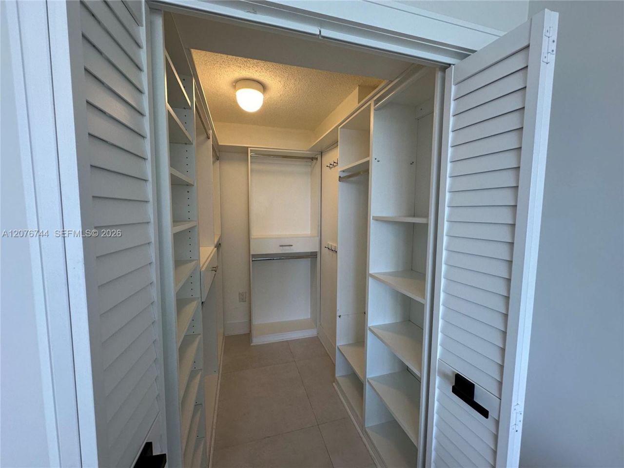 2030 S Ocean Dr , Unit 1611, Hallandale Beach, FL 33009 Photo