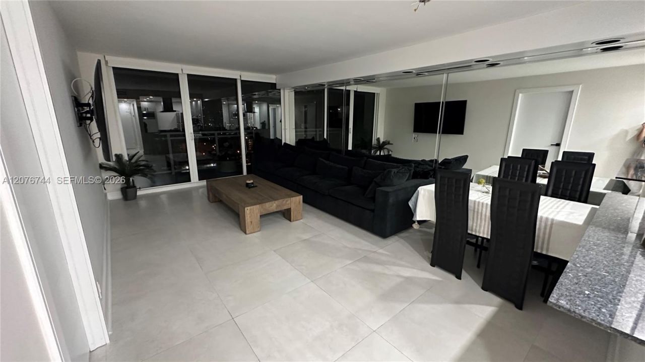2030 S Ocean Dr , Unit 1611, Hallandale Beach, FL 33009 Photo