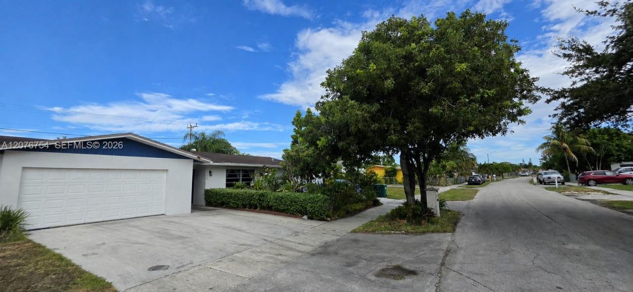20602 SW 117th Ct, Miami, FL 33177 Photo