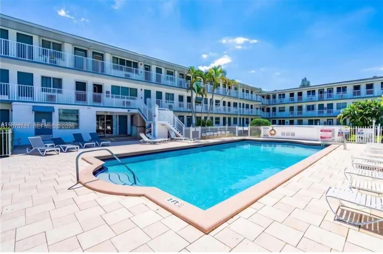 15610 NE 6th Ave , Unit 30C, Miami, FL 33162 Photo