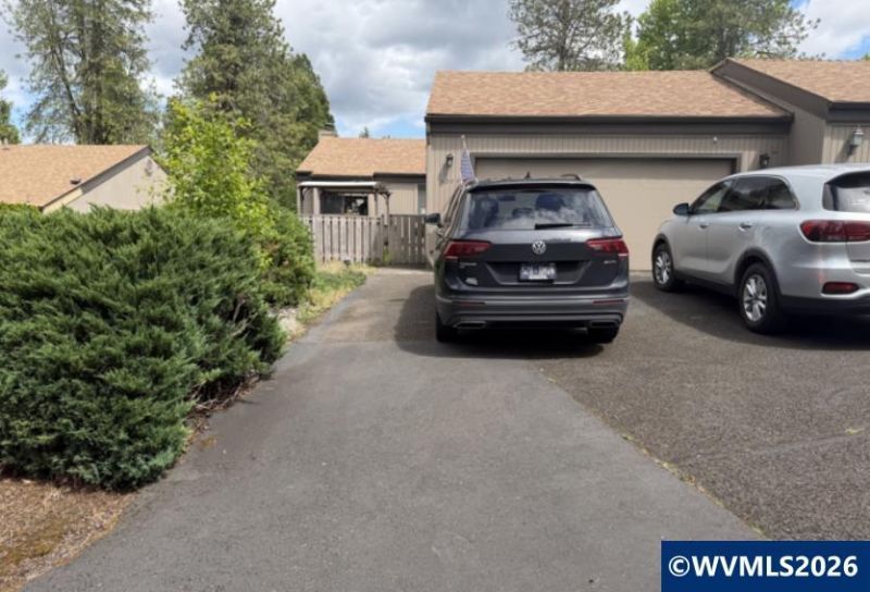 6504 Huntington Cir Se, Salem, OR 97306 Main Photo