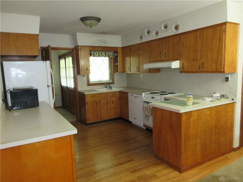 827 Hickory Lane, Troy, OH 45373 Photo 10