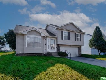 14409 S 27th Street, Bellevue, NE 68123