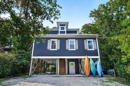 231 Watson Way photo 4