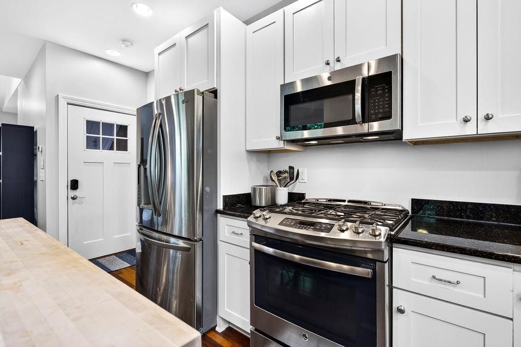 231 Watson Way Photo 6