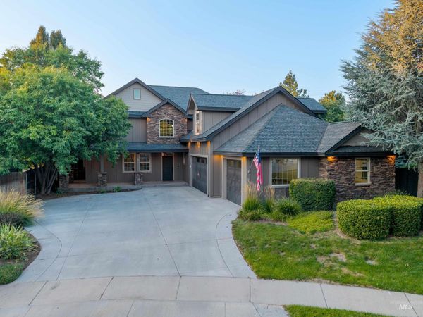 1818 W Silver Creek Court, Nampa, ID 83686