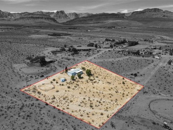 11710 W Ford Avenue , Las Vegas, NV 89161