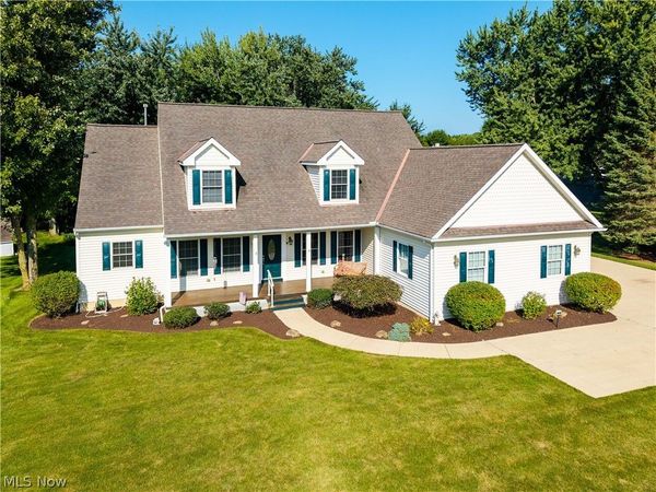 2520 Center Road , Avon, OH 44011