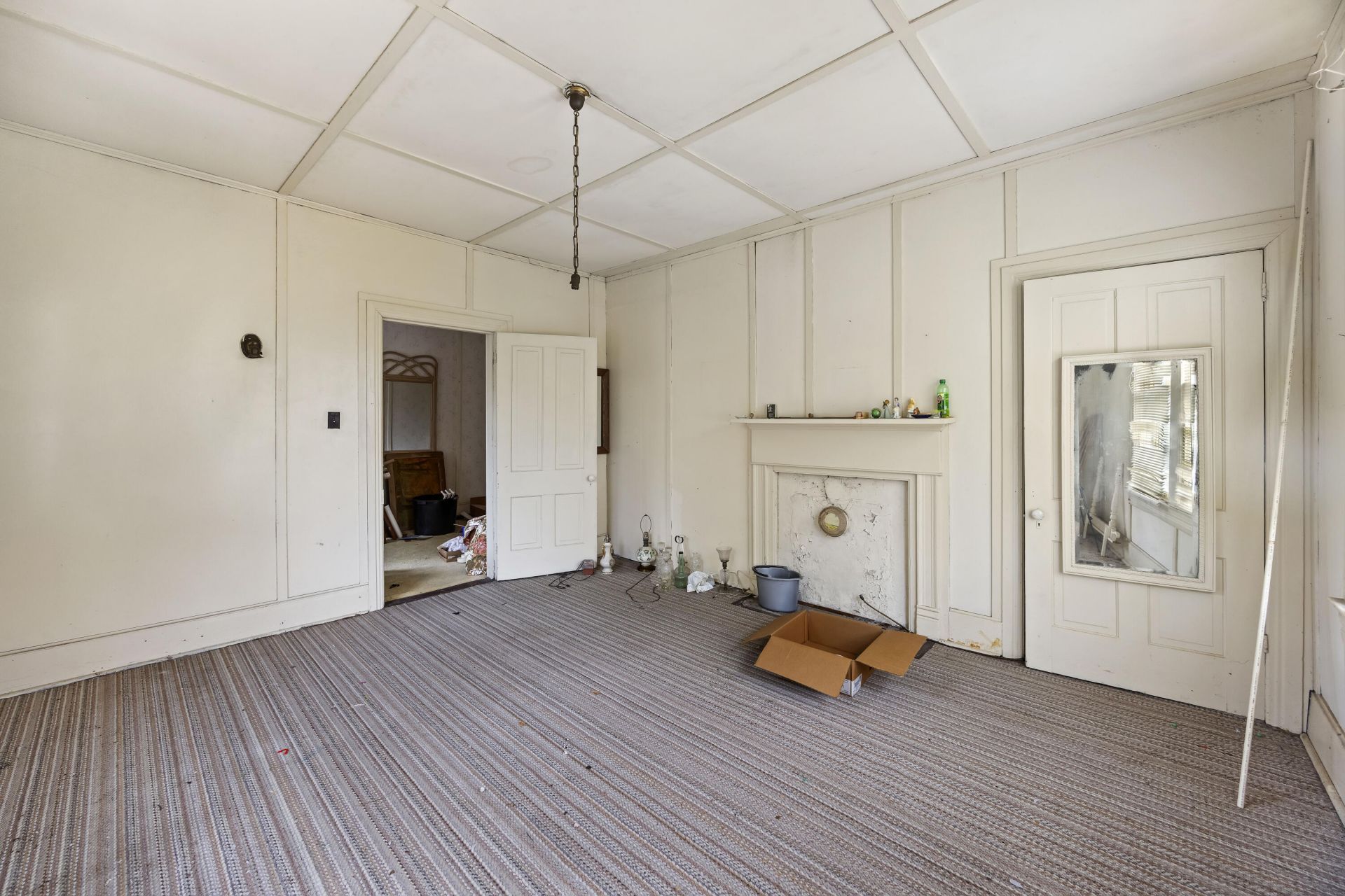 305 Dawson Street Photo 11