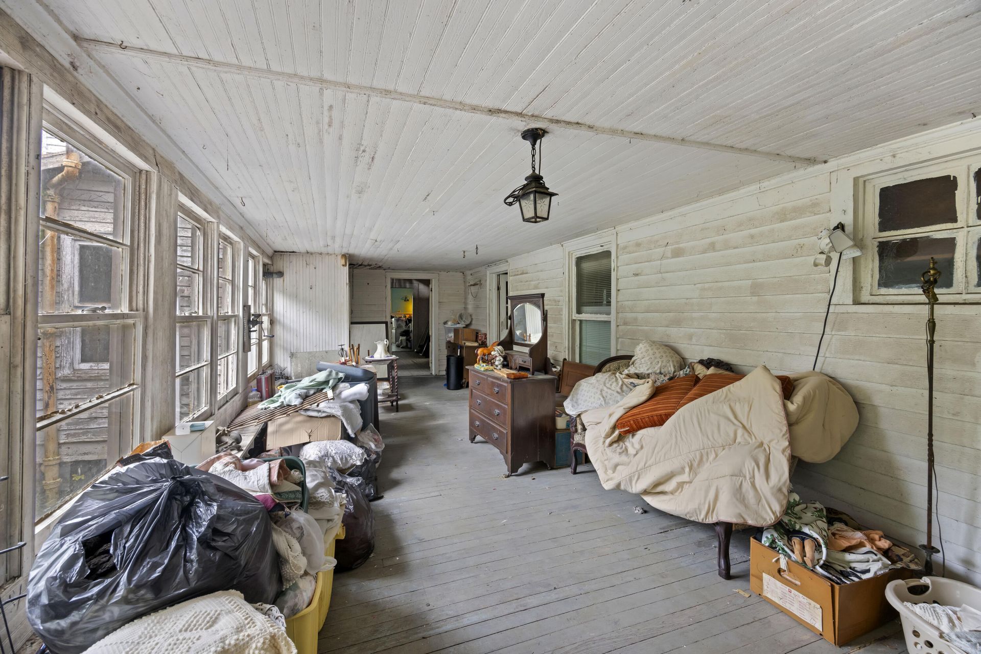305 Dawson Street Photo 14