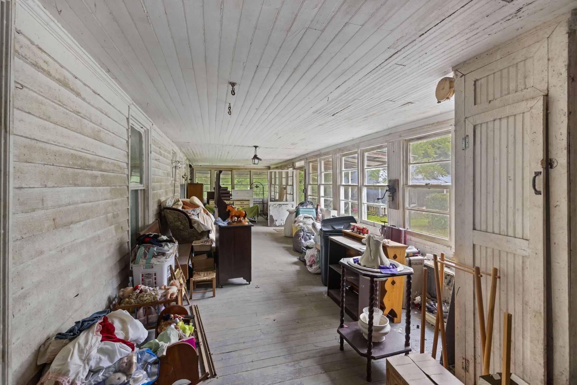 305 Dawson Street Photo 19