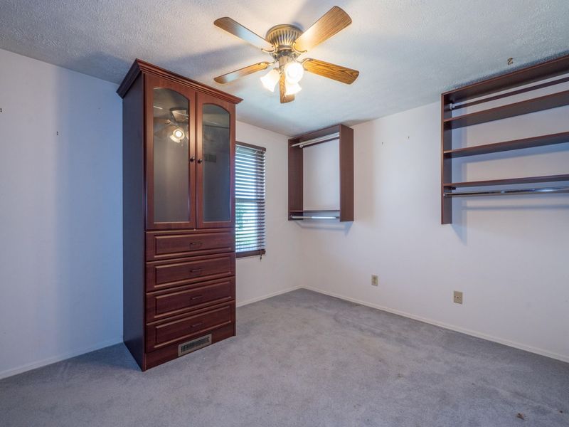 5829 Waynegate Road, Huber Heights, OH 45424 Photo 16