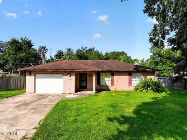 2944 Travelers Palm Drive, Edgewater, FL 32141