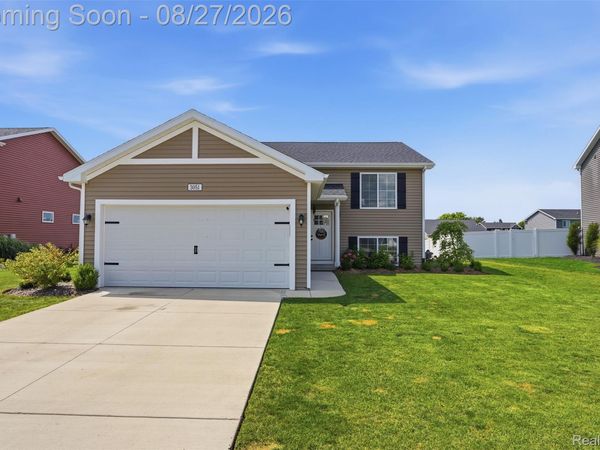 3051 Ivywood Circle, Howell Township, Mi 48855