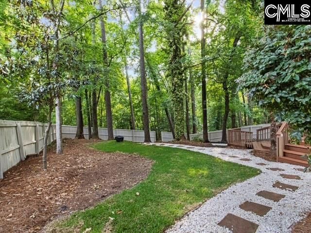 213 Bryars Court  Photo 32