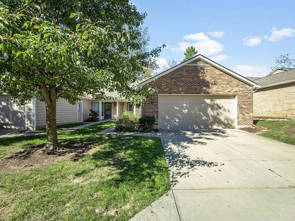 35 Evergreen Circle, Wyoming, OH 45215