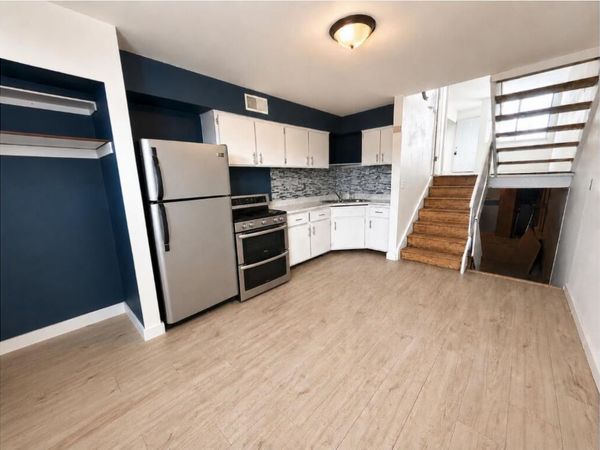 8877 N Swan ROAD, Unit J, Milwaukee, WI 53224