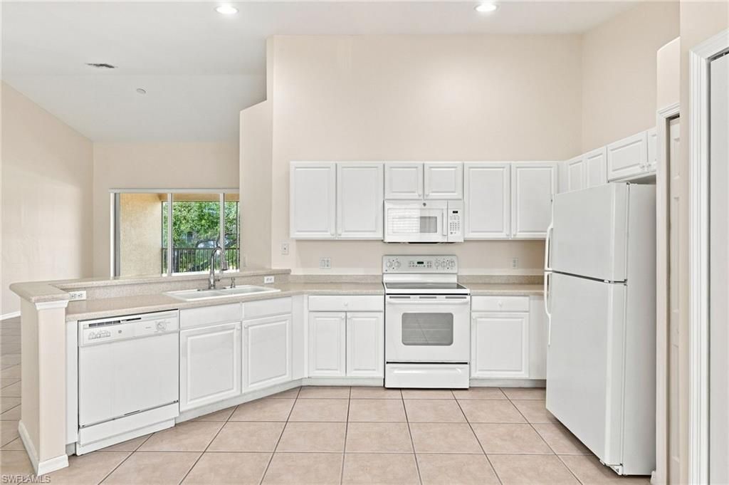 10110 Colonial Country Club Blvd, Unit 108, Fort Myers, FL 33913 Photo
