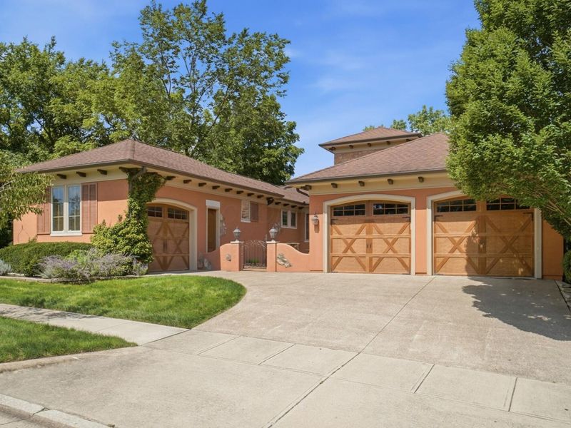 7076 Calabria Place, Dublin, OH 43016 Photo 3