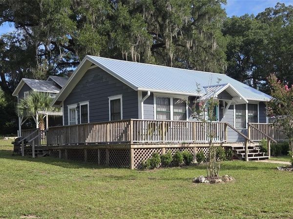 18758 NW 243RD TERRACE , HIGH SPRINGS, FL 32643