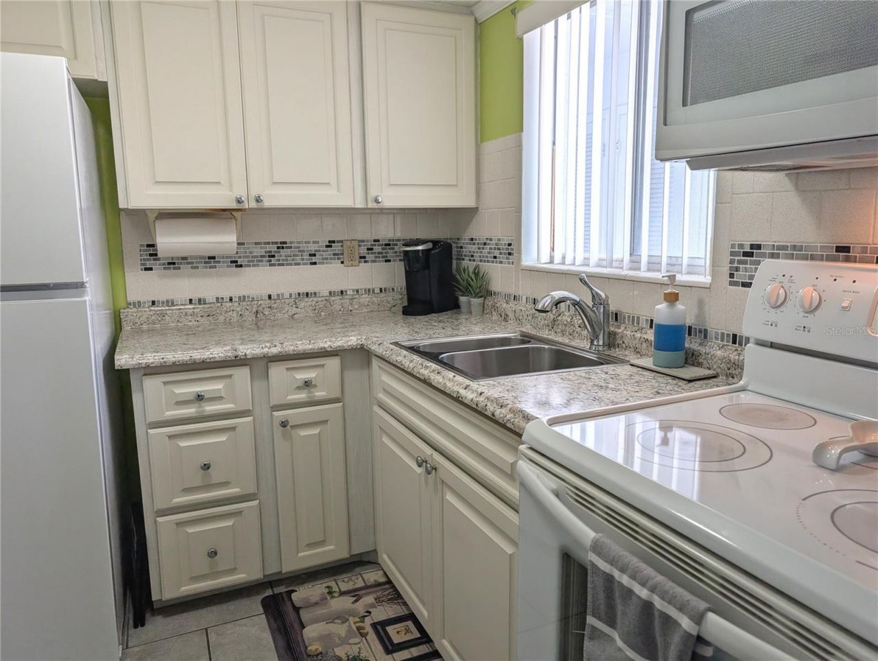 2321 Sunset Drive , Unit H-25, Bradenton, FL 34207 Photo