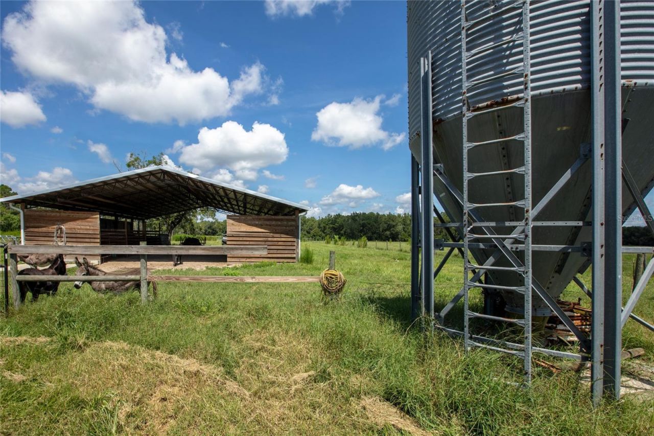 9284 NW Cr  225, Starke, FL 32091 Photo