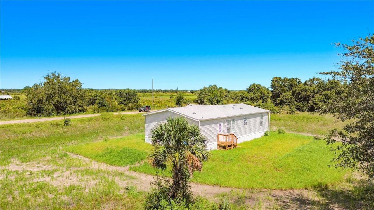 19983 NW 242nd Street, Okeechobee, FL 34972 Photo