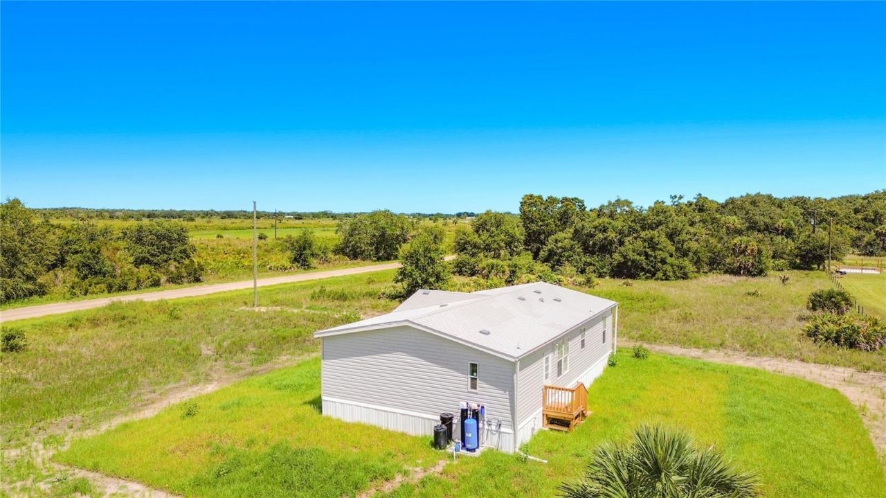 19983 NW 242nd Street, Okeechobee, FL 34972 Photo