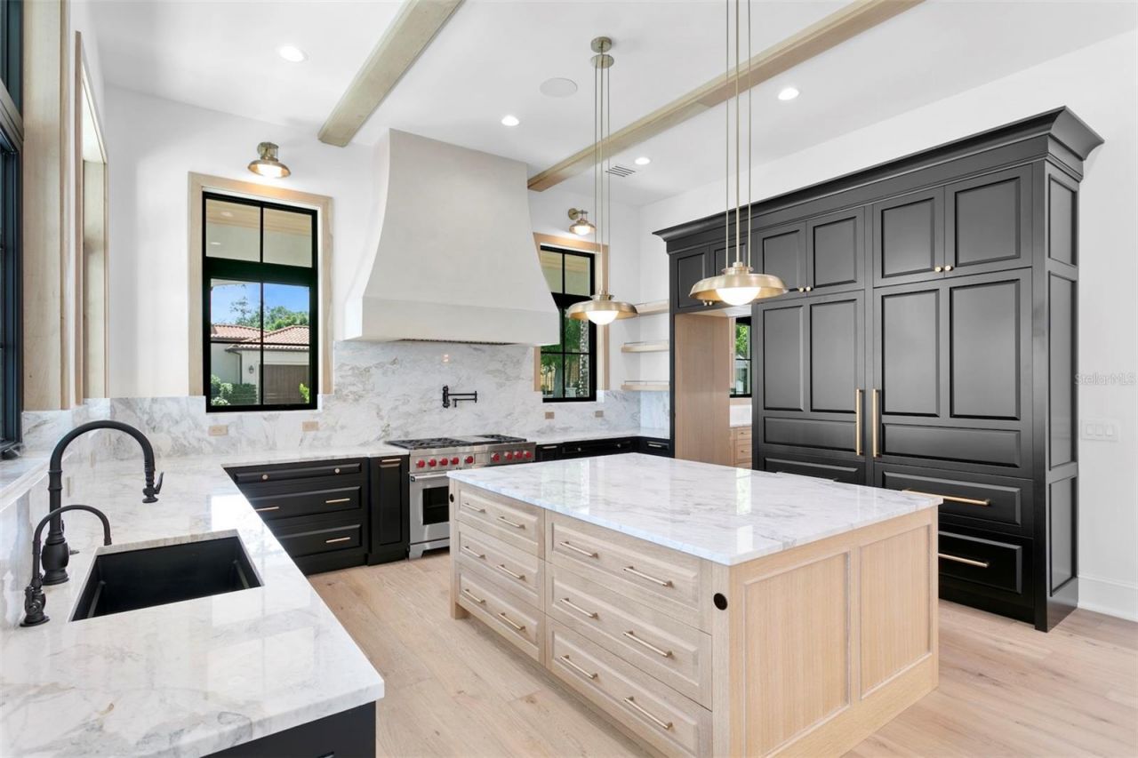 3907 Bayshore Boulevard, Tampa, FL 33611 Photo