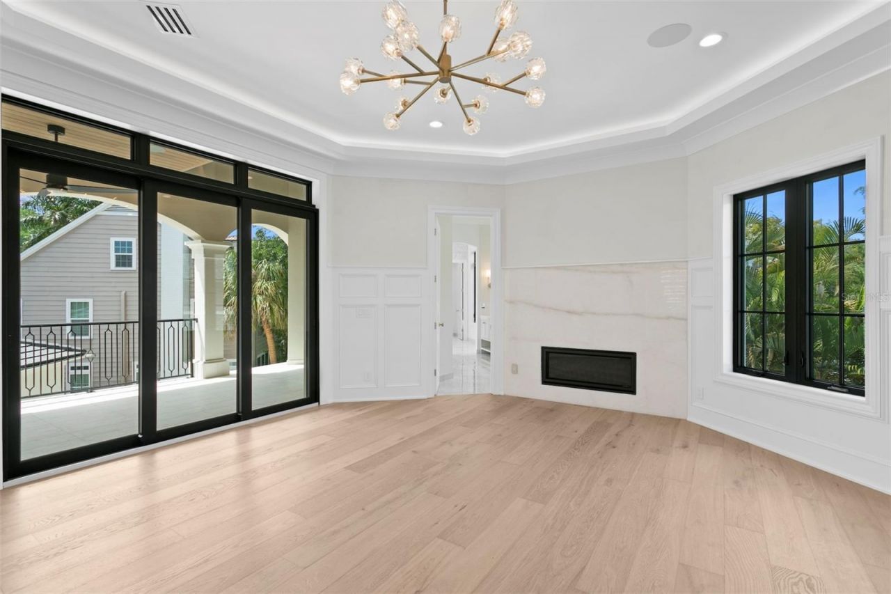 3907 Bayshore Boulevard, Tampa, FL 33611 Photo