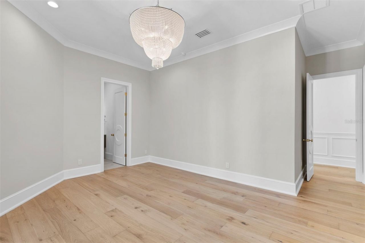 3907 Bayshore Boulevard, Tampa, FL 33611 Photo